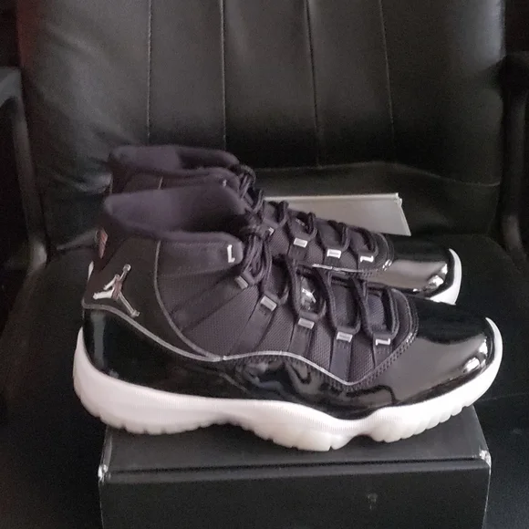 AIR JORDAN 11 RETRO 'Jubilee/25th Anniversary' 2020 - Picture 5 of 14